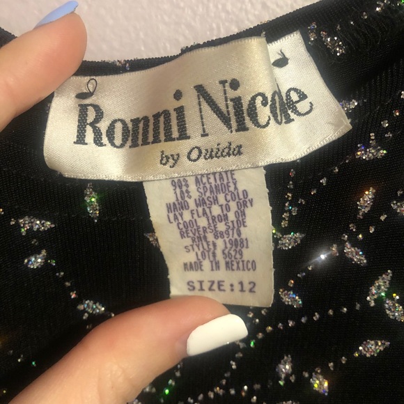 Beautiful sparkle dress - Picture 3 of 4